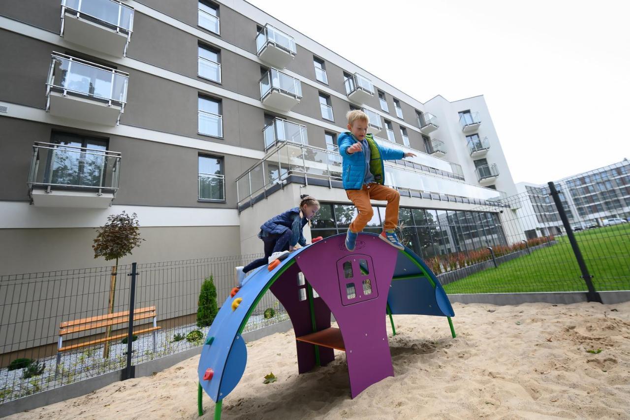 Aparthotel Termy 우니에유프 외부 사진
